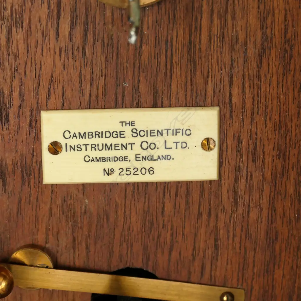 ELECTRO MAGNETIC INSTRUMENT by 'THE CAMBRIDGE INSTRUMENT CO. LTD.'  No.25206, POSSIBLY AN ELECTRODYNAMOMETER, MAHOG CASE Image 1++